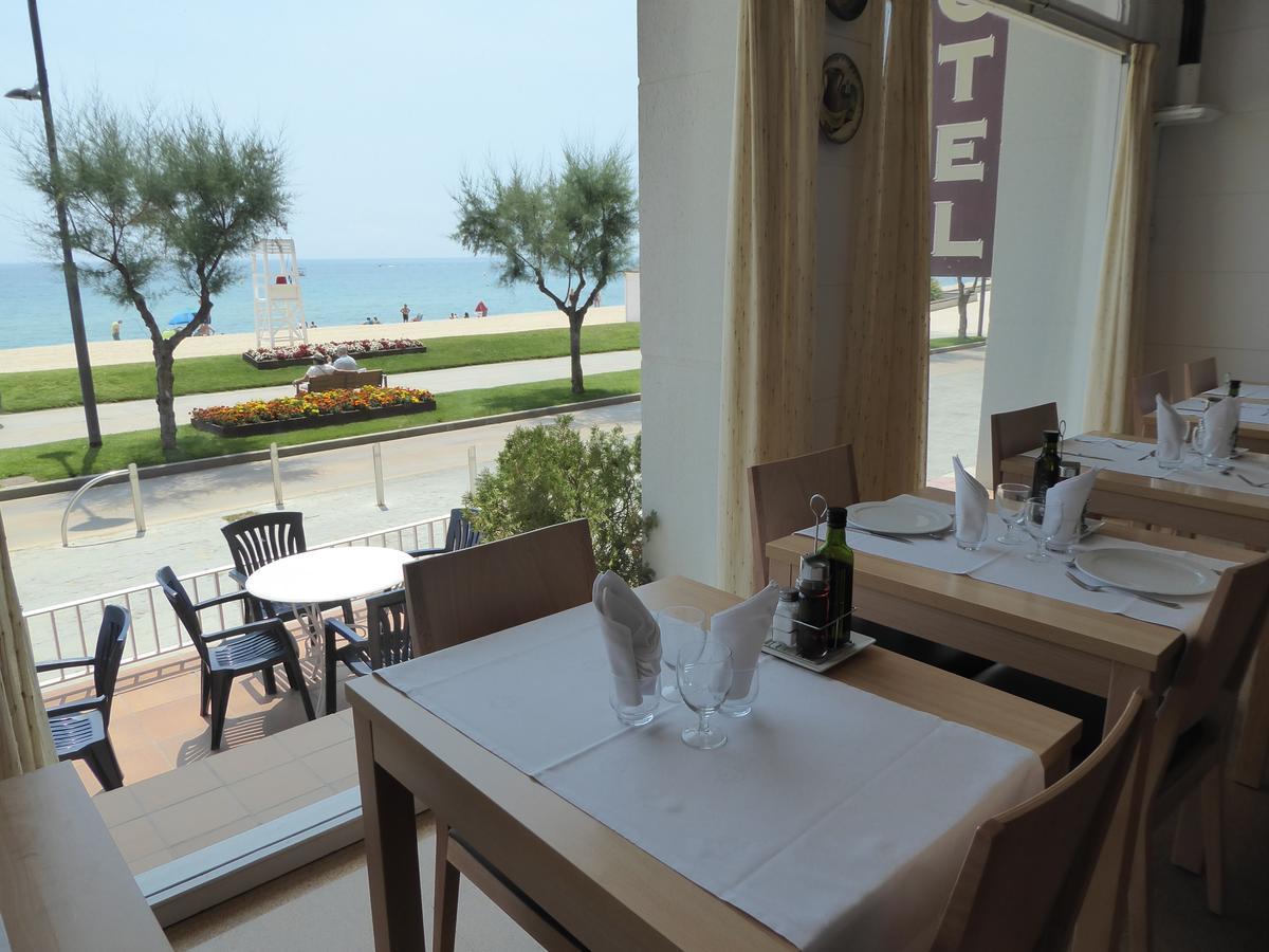 Hotel Maria Teresa Калонже Экстерьер фото